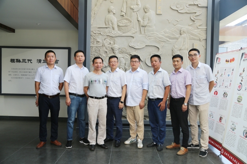 0731+揚(yáng)州北辰電氣集團(tuán)有限公司黨總支開展迎“八一”專題活動(dòng).jpg